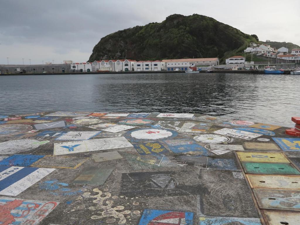 Baia Das Caldeirinhas Horta  Exterior foto